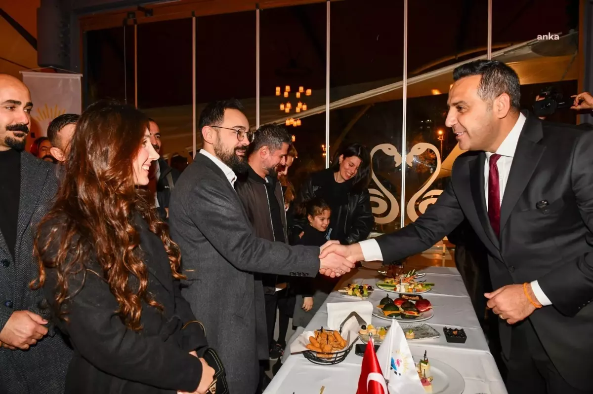 Çiğli Belediye Başkanı Yıldız, Öğretmenler Günü’nde Eğitimin Önemine Vurgu Yaptı