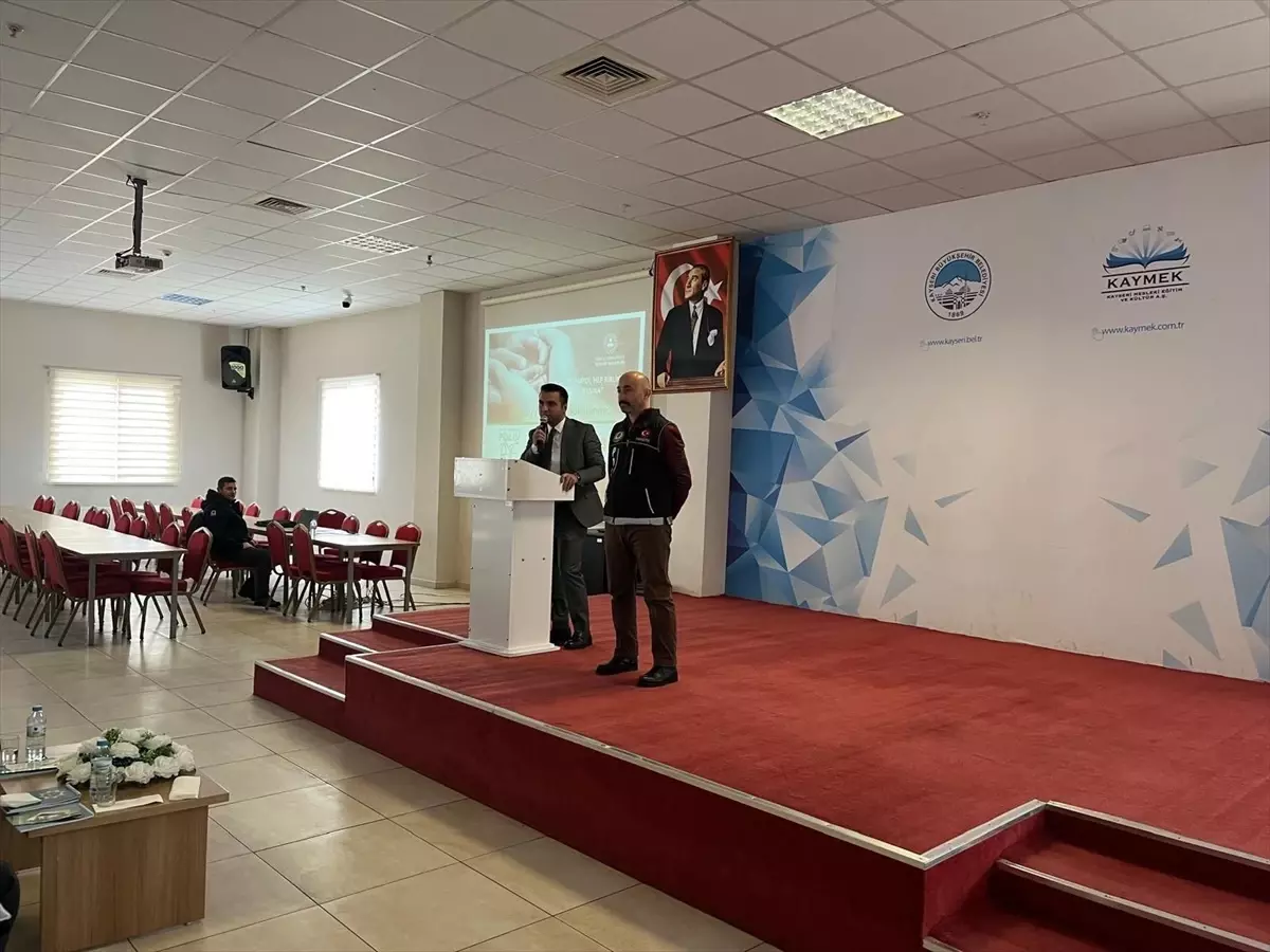 Felahiye’de Bağımlılıkla Mücadele Semineri