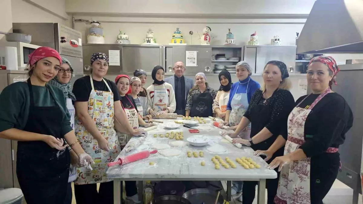 Bandırma’da Pastacılık Kursu İle Geleneksel Lezzetler Yaşatılıyor