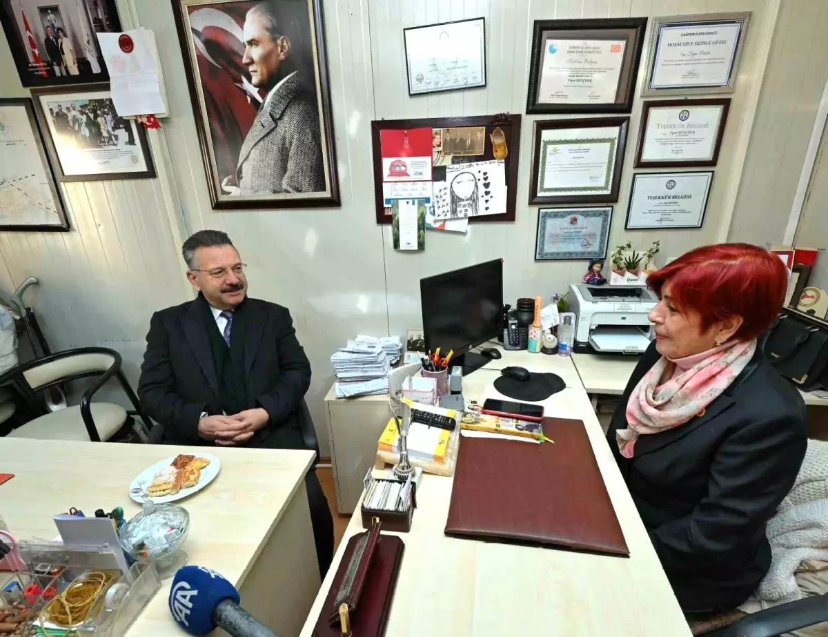Kadın Hakları Günü’nde Vali Aksoy’dan Övgü