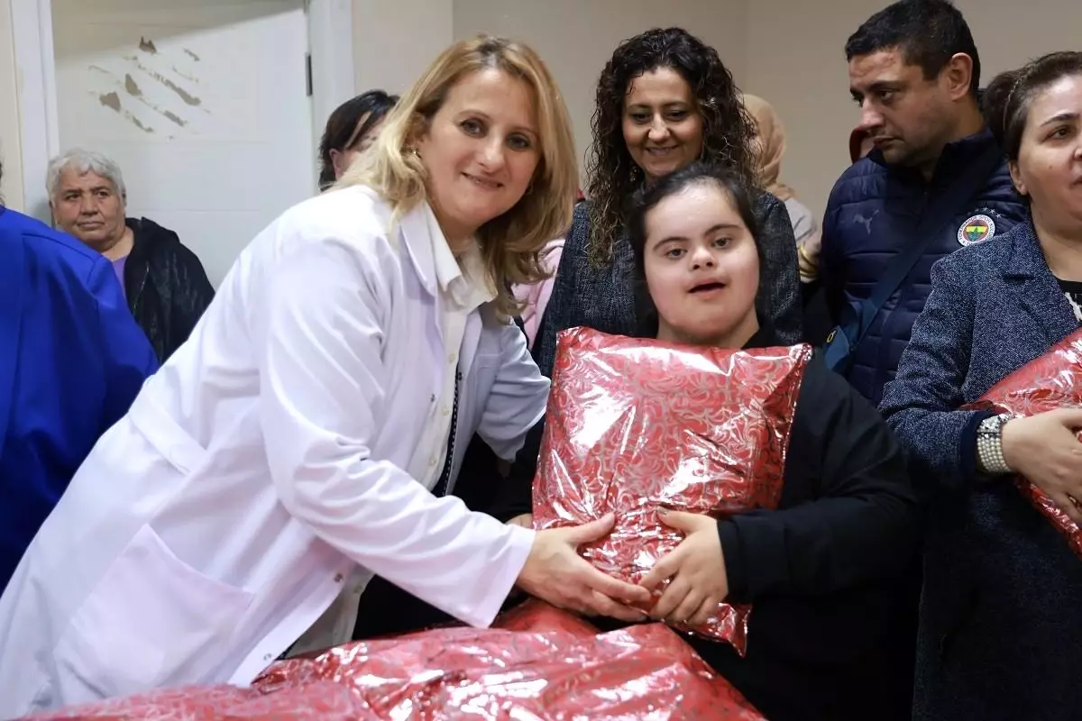 KO-MEK Vefası Projesi ile Engelli Bireylere Hırka Dikişi